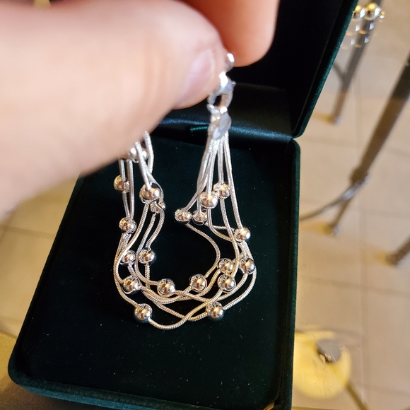 Muktiple chain bracelet - Picture 2 of 3